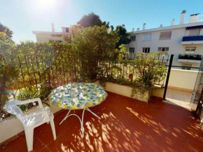 Studio avec Grande Terrasse, Garage Privé, Proche Centre et Mer à Menton - FR-1-196-276